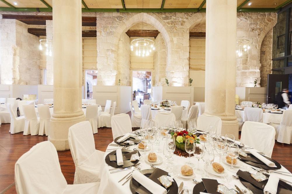 Rice Palacio De Los Blasones Burgo Zewnętrze zdjęcie