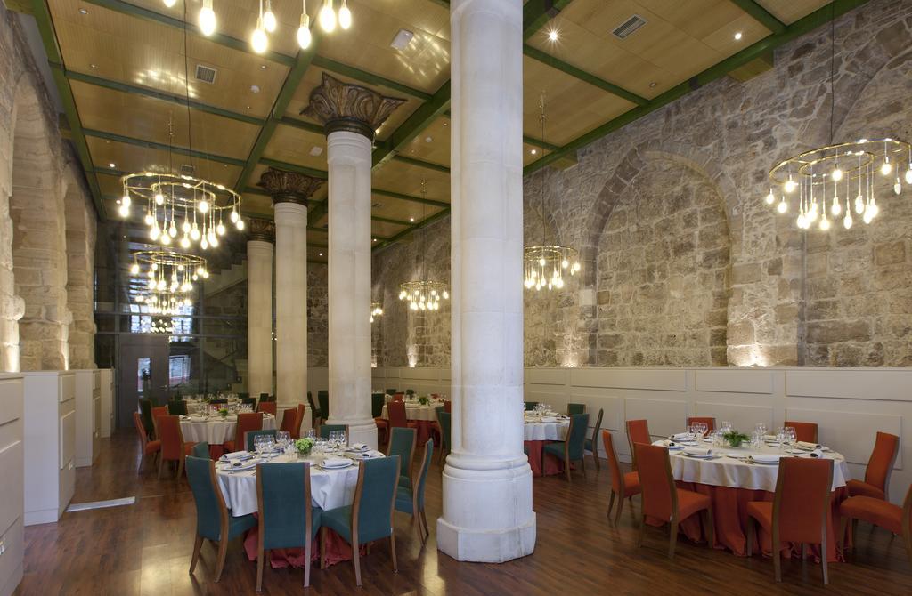 Rice Palacio De Los Blasones Burgo Zewnętrze zdjęcie